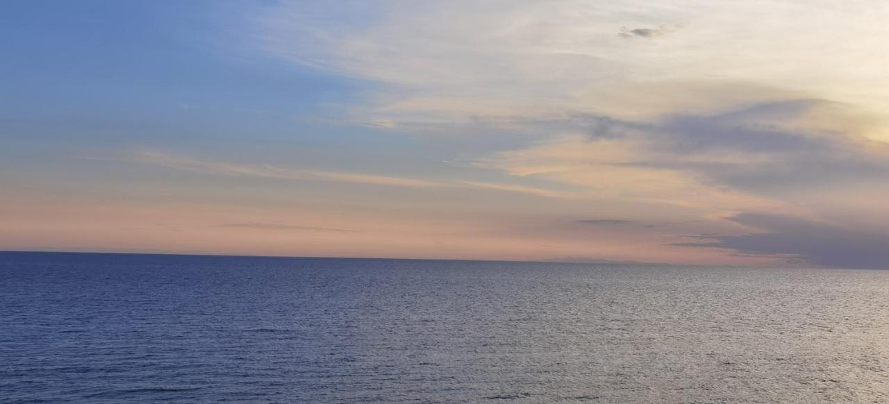 Sunset Bay Bed & Breakfast Torre Suda Ngoại thất bức ảnh