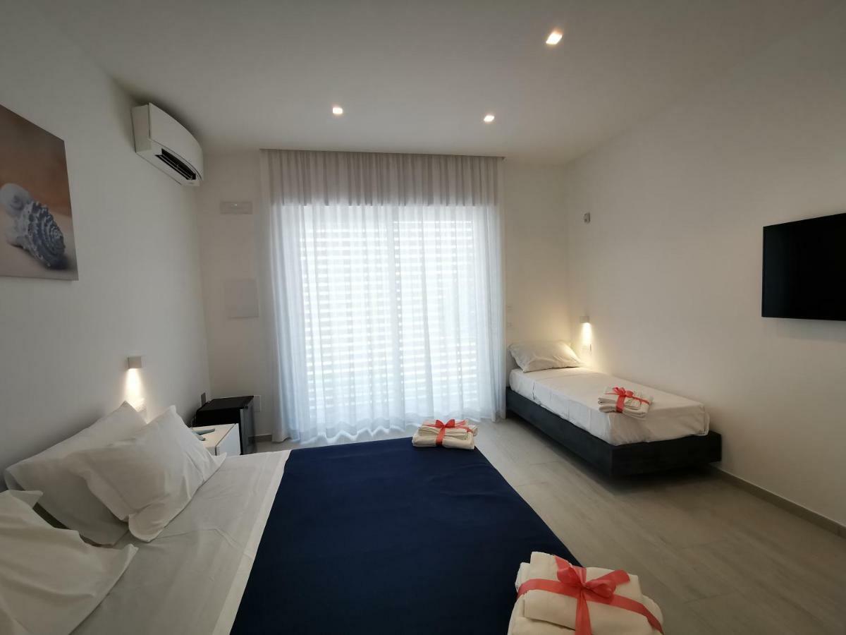 Sunset Bay Bed & Breakfast Torre Suda Ngoại thất bức ảnh