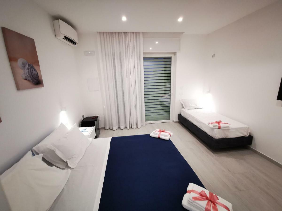 Sunset Bay Bed & Breakfast Torre Suda Ngoại thất bức ảnh