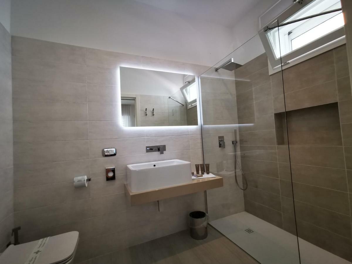 Sunset Bay Bed & Breakfast Torre Suda Ngoại thất bức ảnh